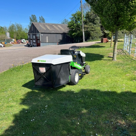 Etesia H100 MVEHH RTM 4